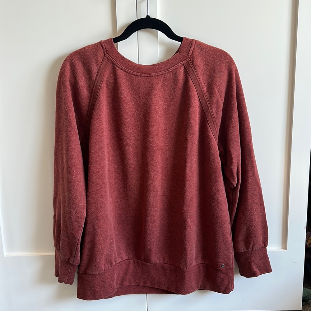 Burgundy crewneck sweatshirt, brand Prana, size L, good condition.
